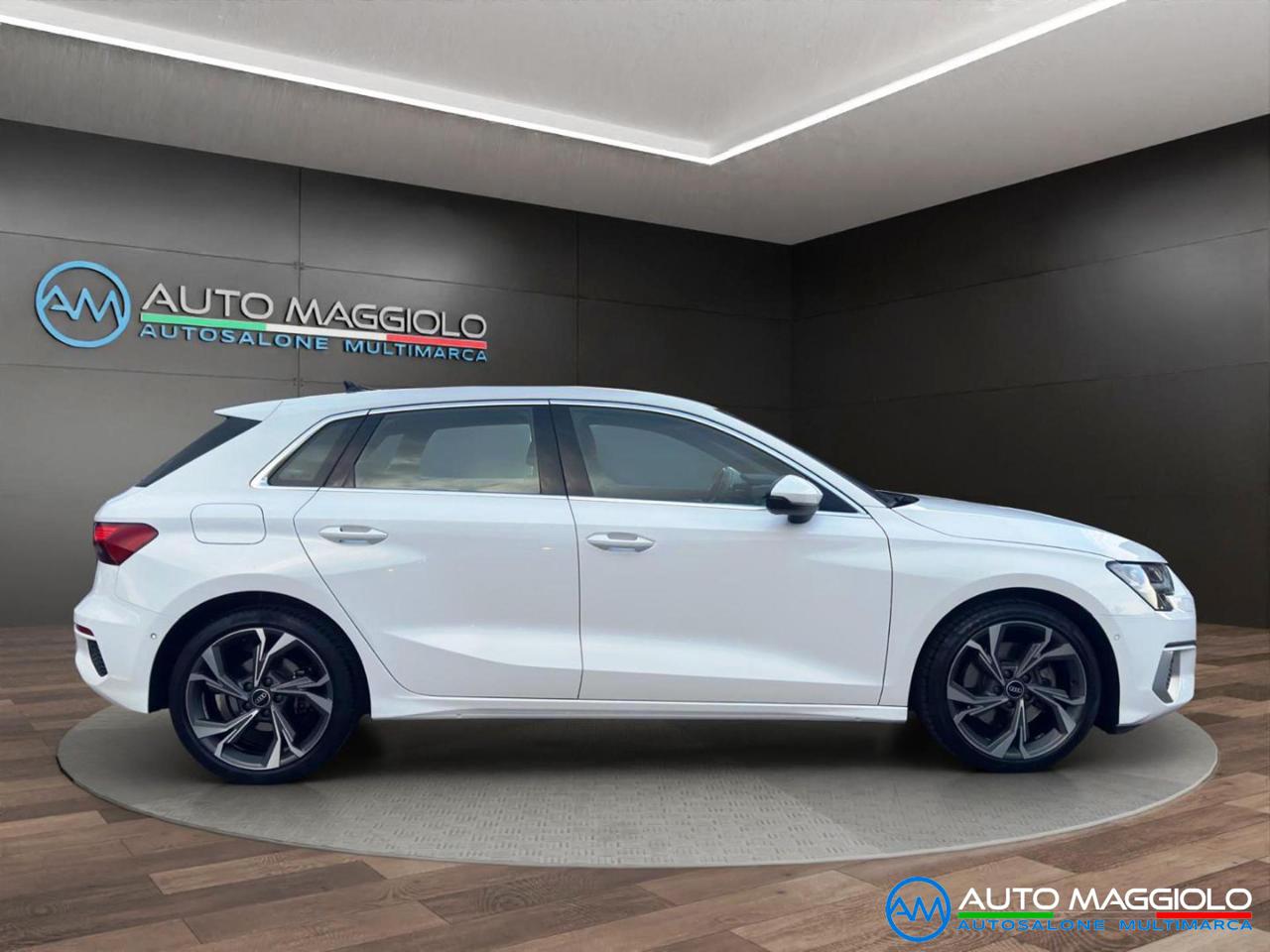 AUDI A3 Sportback SPB 35 TFSI S tronic Business Advanced - 4