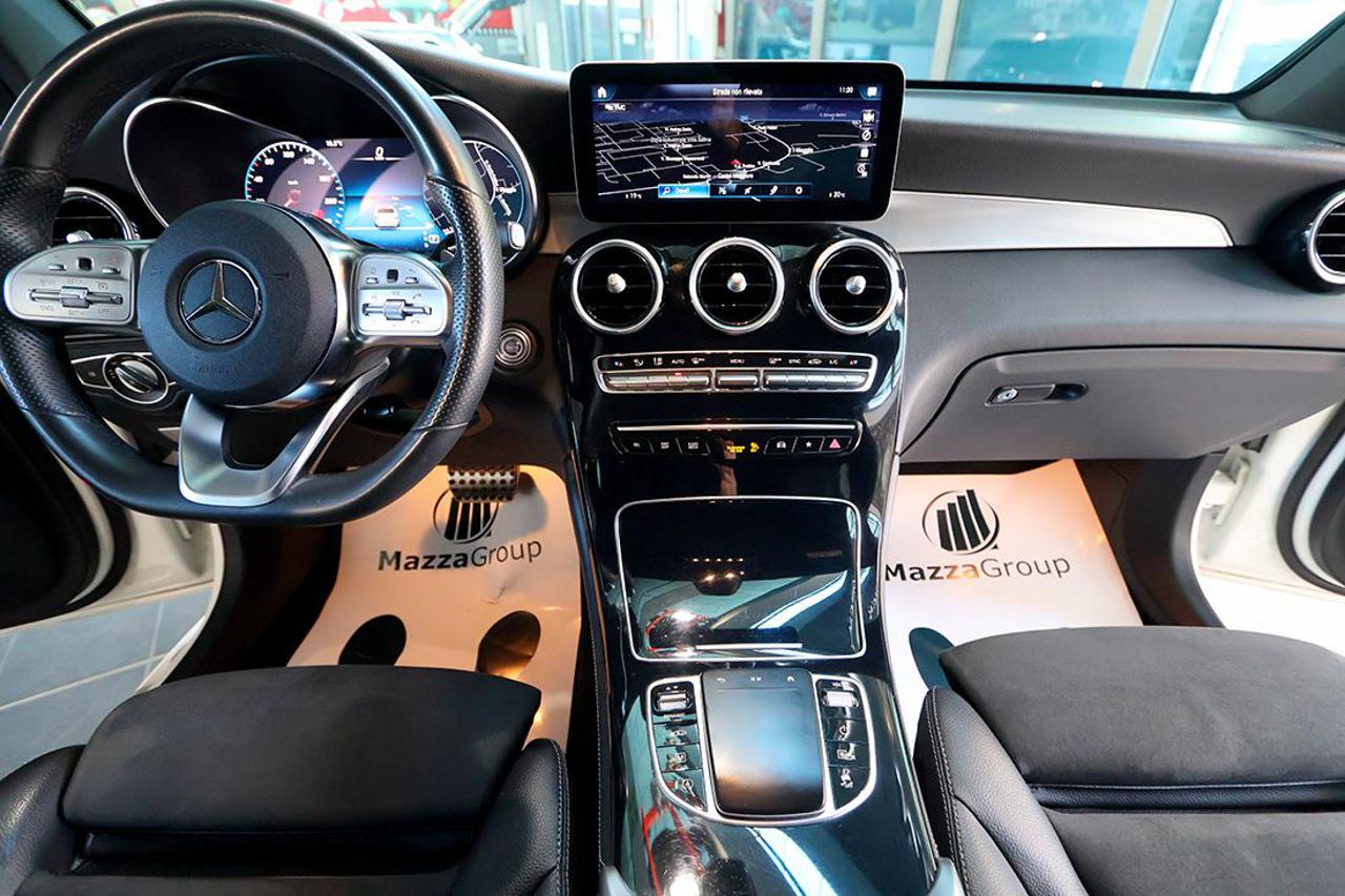 MERCEDES-BENZ GLC 300 d 4Matic Coupé Premium AMG - 32