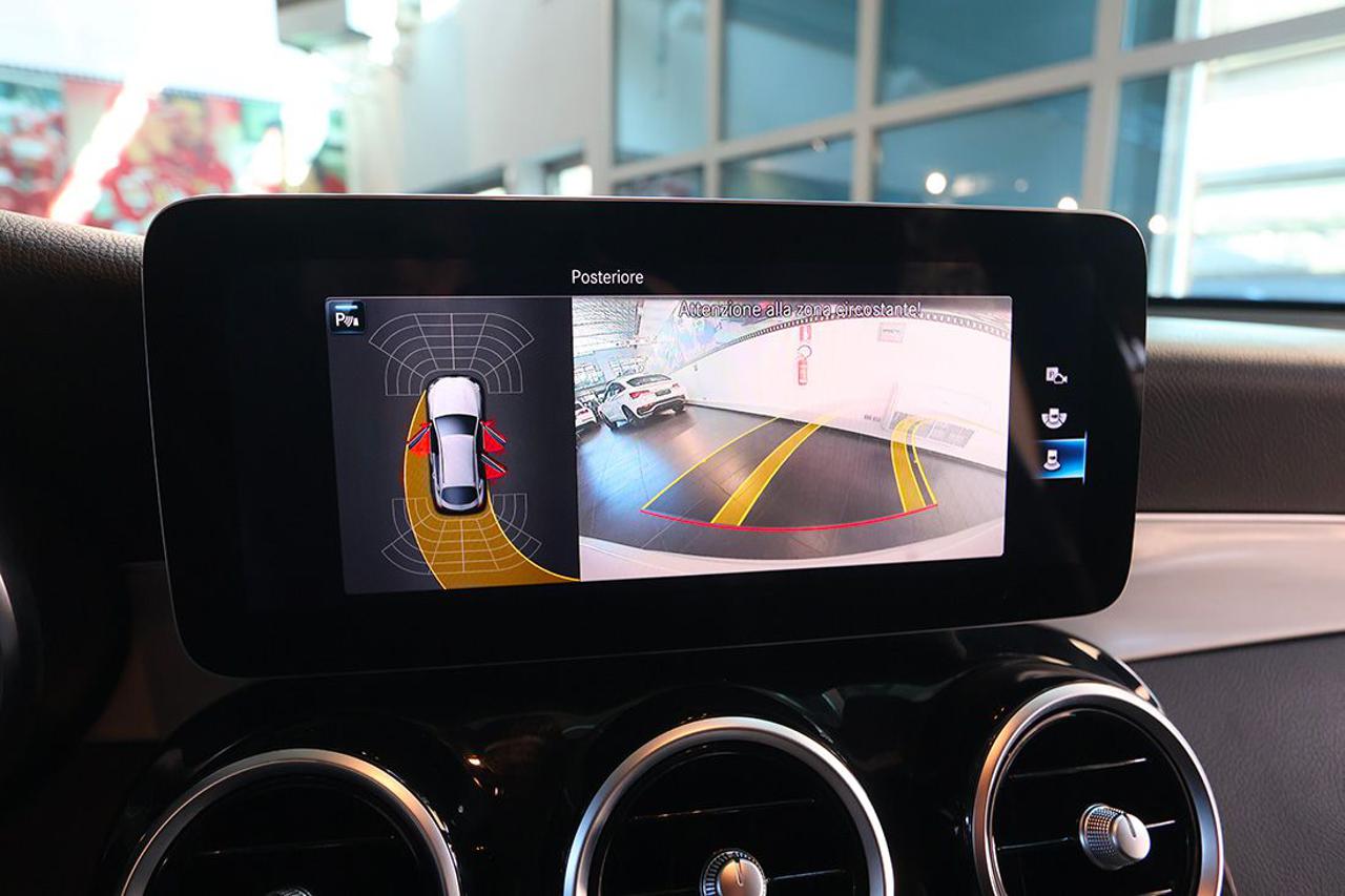 MERCEDES-BENZ GLC 300 d 4Matic Coupé Premium AMG - 24