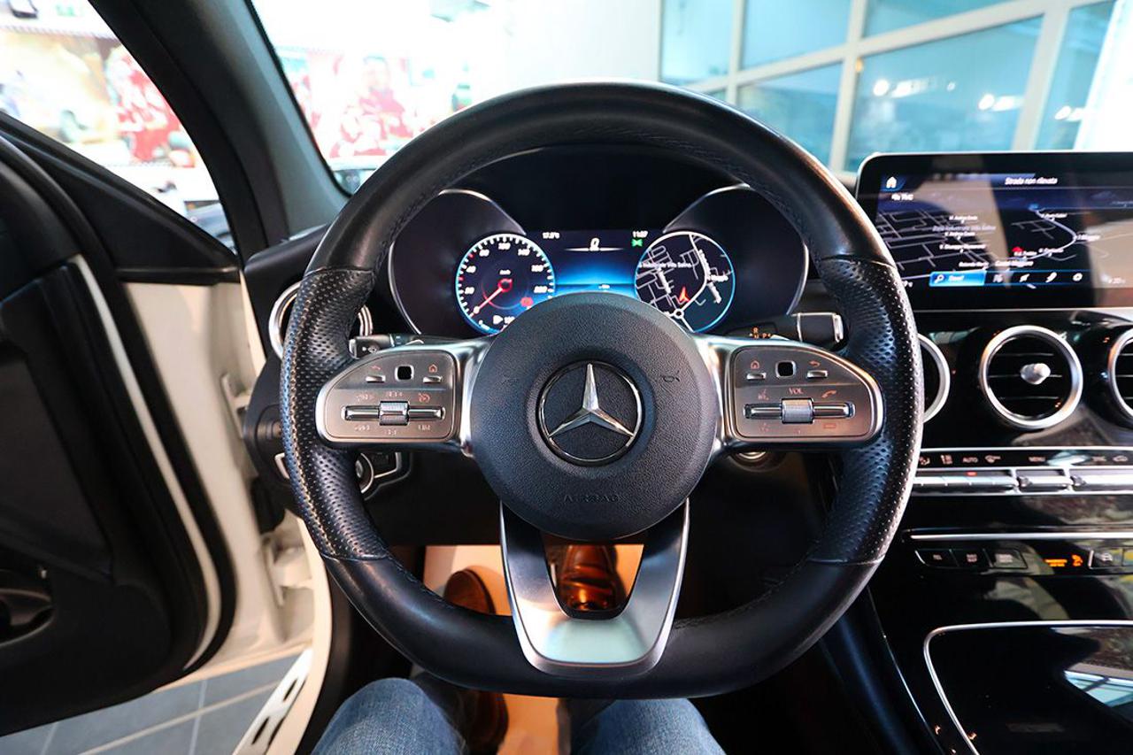 MERCEDES-BENZ GLC 300 d 4Matic Coupé Premium AMG - 21