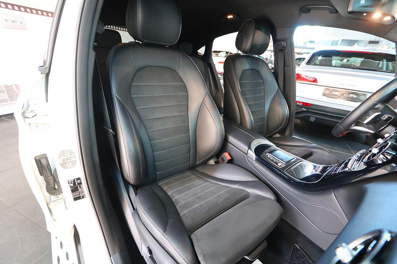 MERCEDES-BENZ GLC 300 d 4Matic Coupé Premium AMG - 17