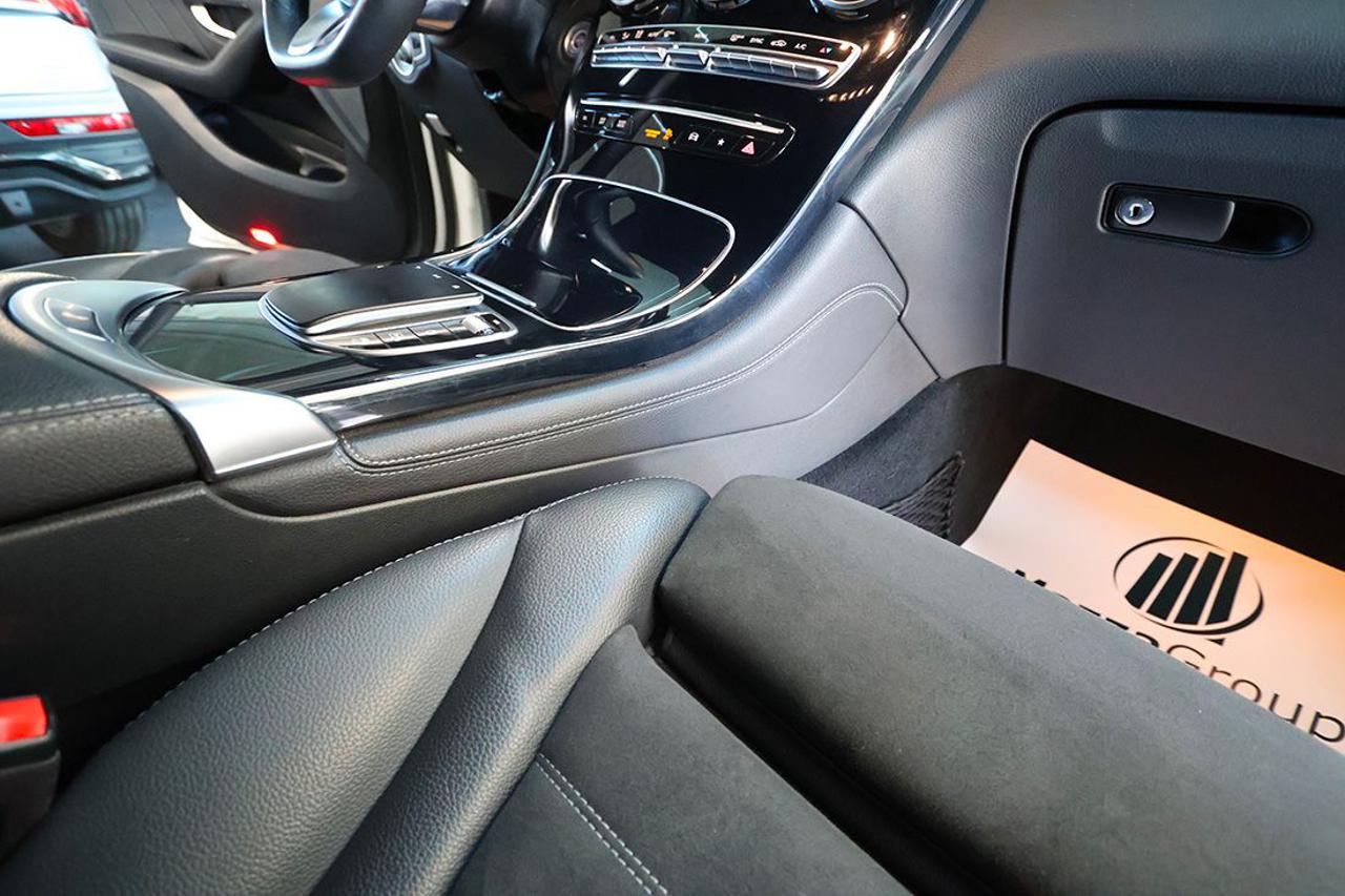 MERCEDES-BENZ GLC 300 d 4Matic Coupé Premium AMG - 34