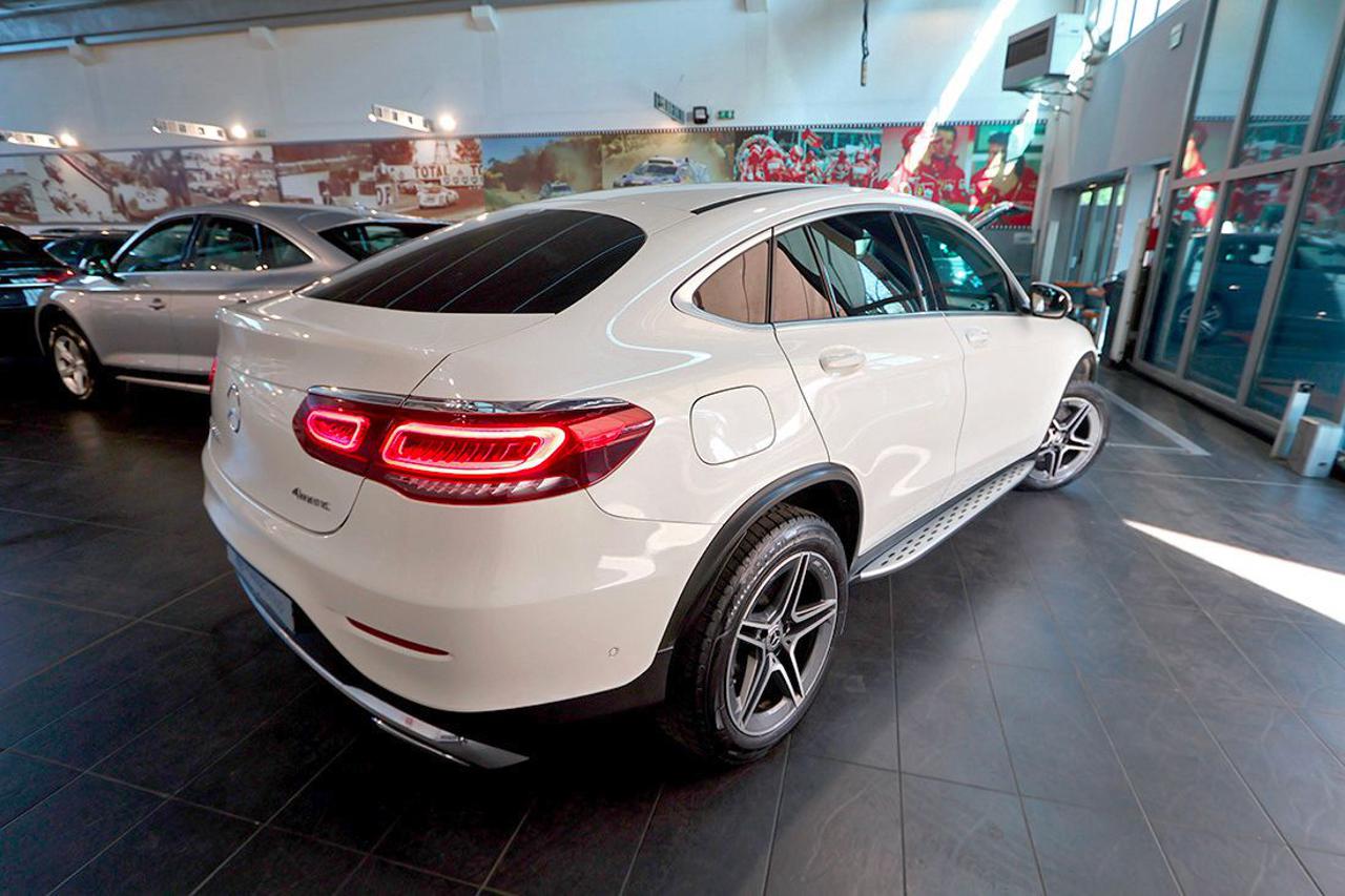 MERCEDES-BENZ GLC 300 d 4Matic Coupé Premium AMG - 9