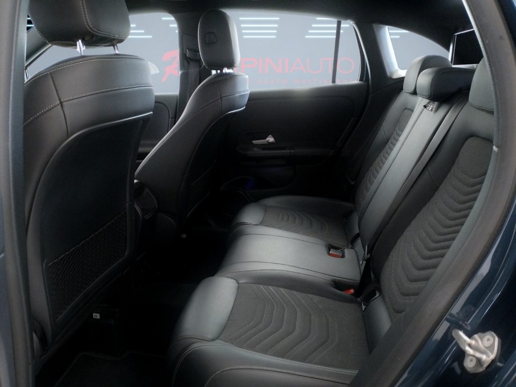 MERCEDES-BENZ GLA 180 d Automatic Sport Km 73.000 Iva Esposta PRONTA - 16