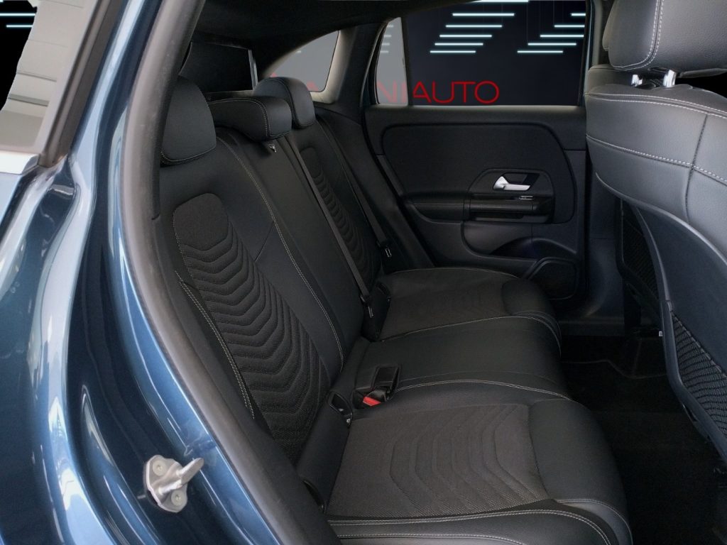 MERCEDES-BENZ GLA 180 d Automatic Sport Km 73.000 Iva Esposta PRONTA - 17