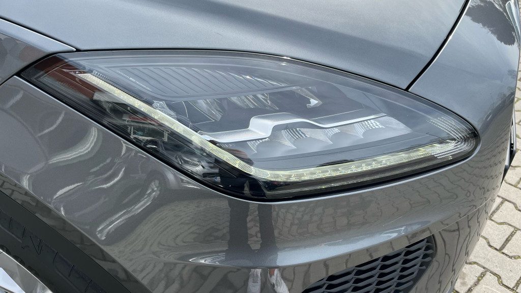 JAGUAR E-Pace 2.0D 150 CV AWD aut. R-Dynamic - 19