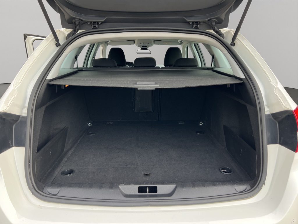 PEUGEOT 308 SW 130cv autocarro n1 - 15