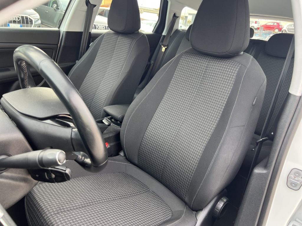 PEUGEOT 308 SW 130cv autocarro n1 - 18