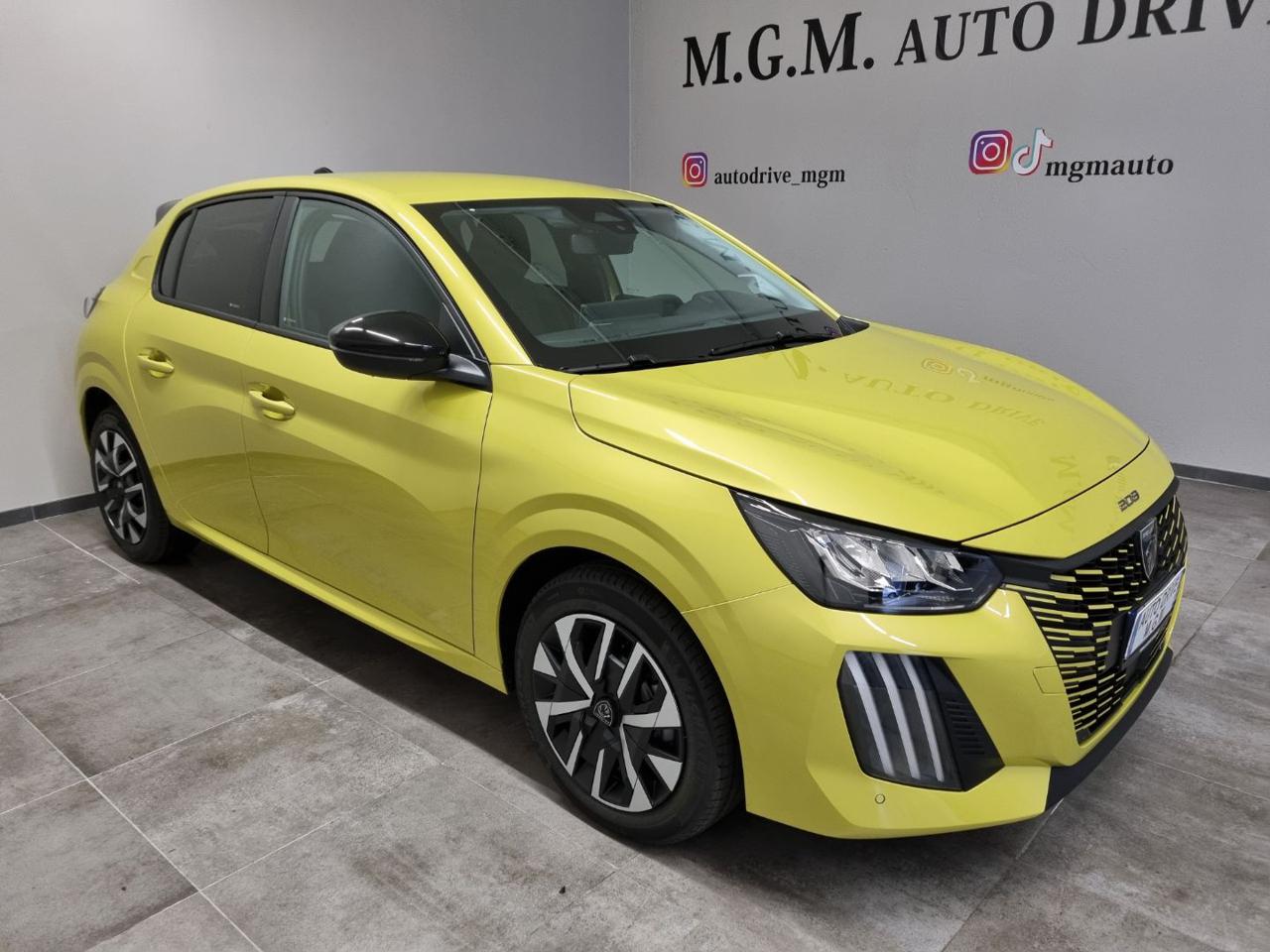 PEUGEOT 208 Hybrid 110 e-DCS6 Business - 37