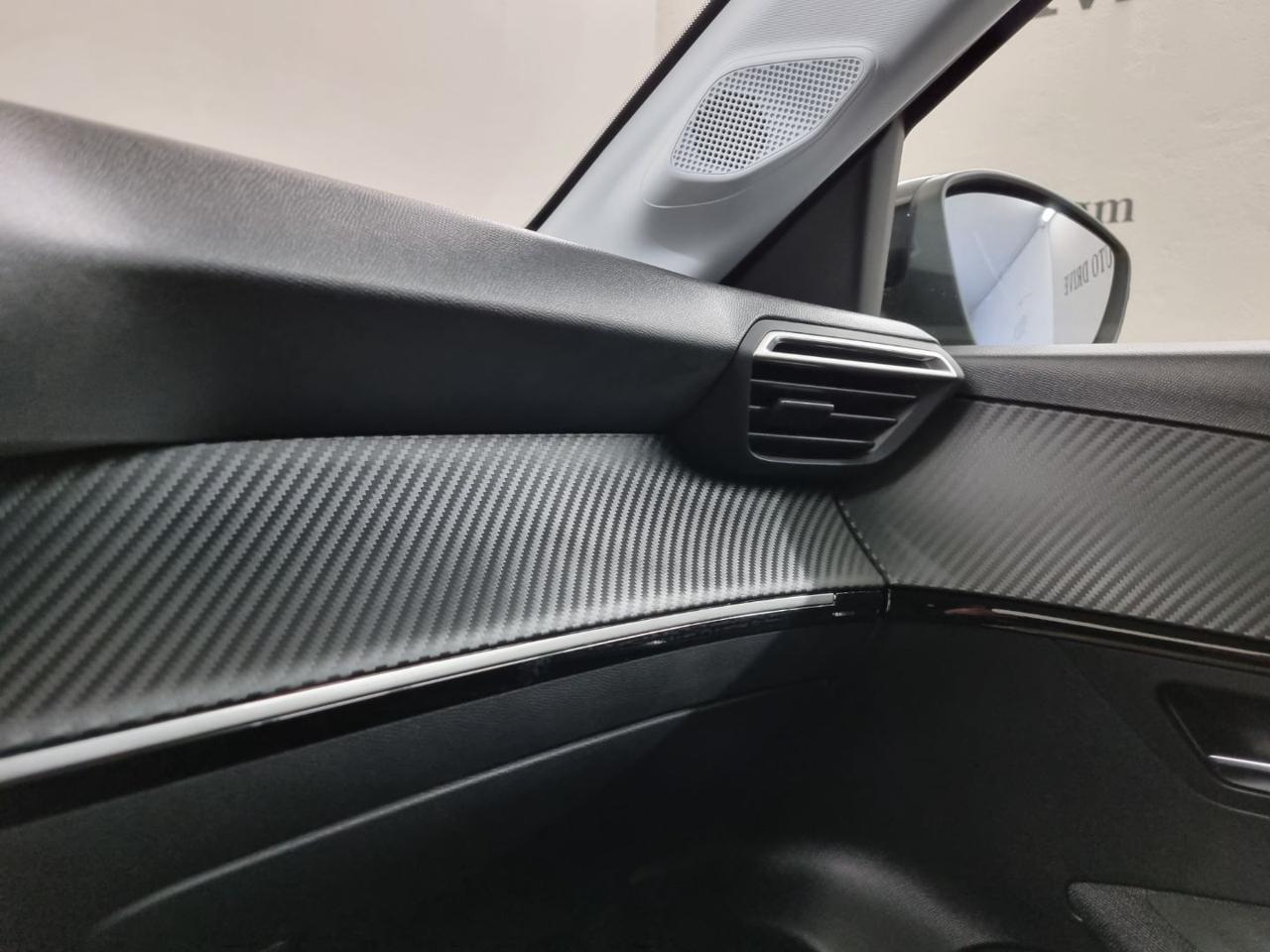 PEUGEOT 208 Hybrid 110 e-DCS6 Business - 36