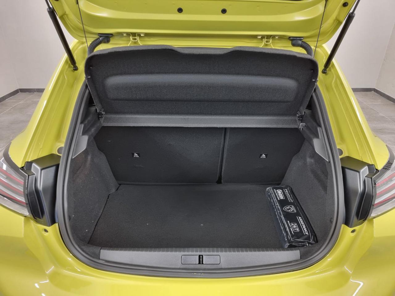 PEUGEOT 208 Hybrid 110 e-DCS6 Business - 14