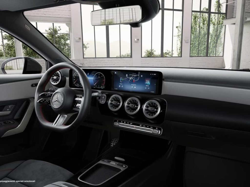 MERCEDES-BENZ A 180 d Automatic AMG Line Advanced Plus - 5