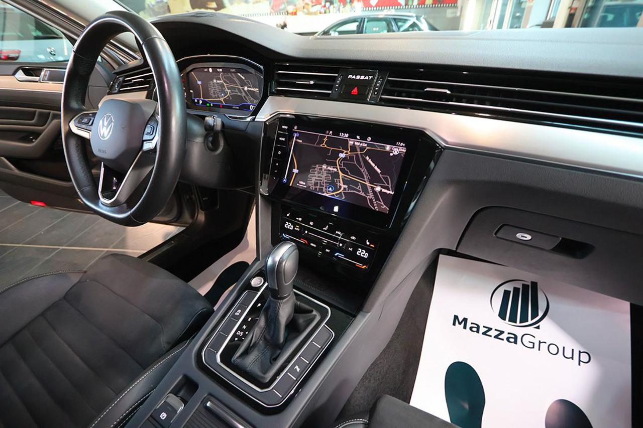 VOLKSWAGEN Passat Variant 2.0 TDI SCR EVO DSG Executive - 34