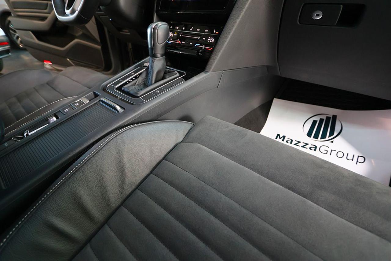 VOLKSWAGEN Passat Variant 2.0 TDI SCR EVO DSG Executive - 33