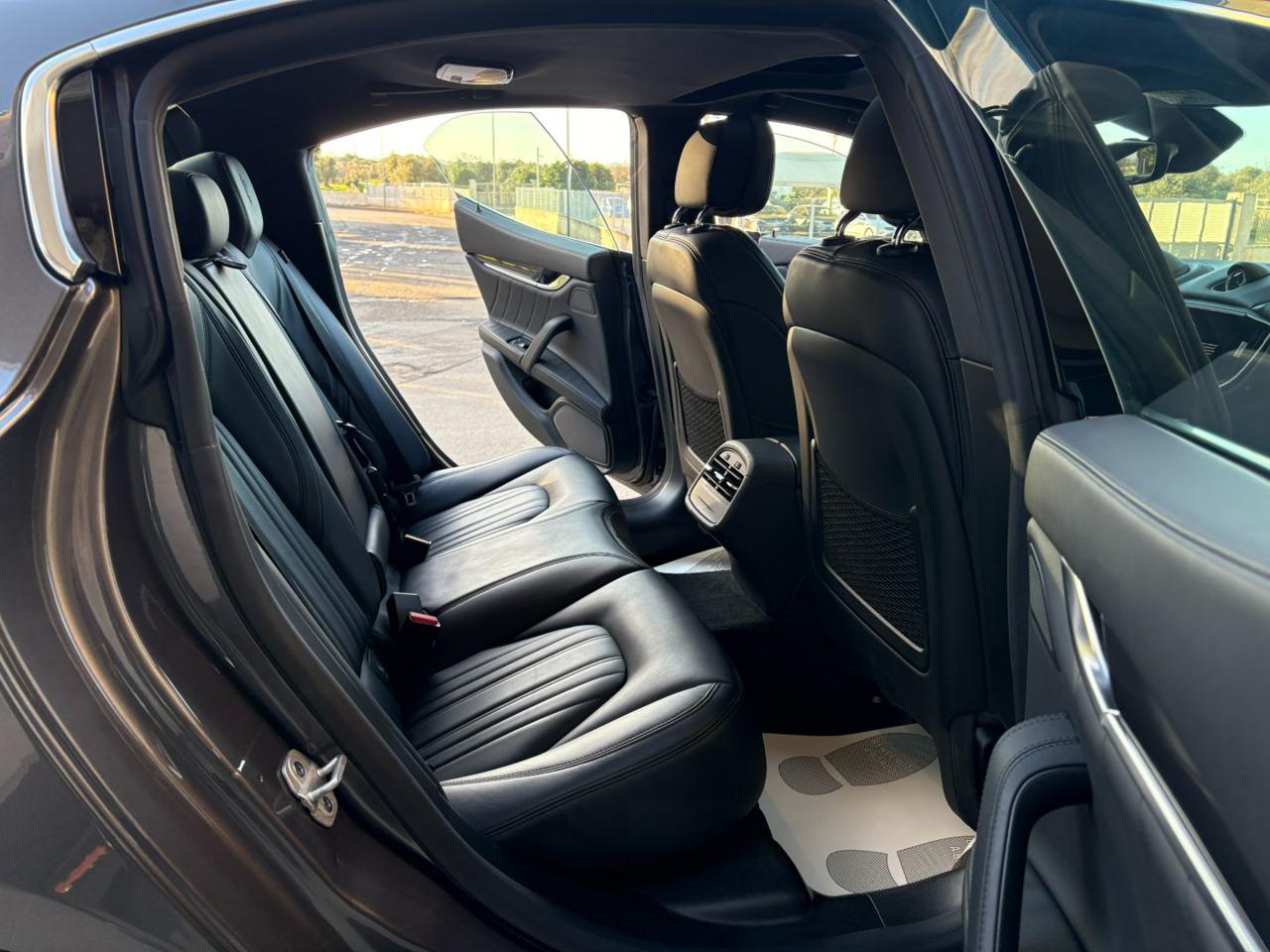 MASERATI Ghibli 330 CV 2.0 MHEV GT HYBRID. - 12