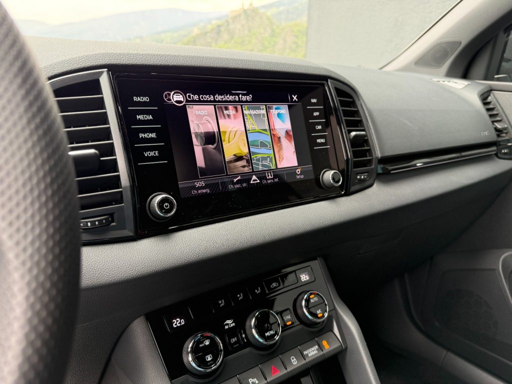 SKODA Karoq 2.0 TDI 4x4 DSG SportLine Matrix Navi ACC Camera - 20