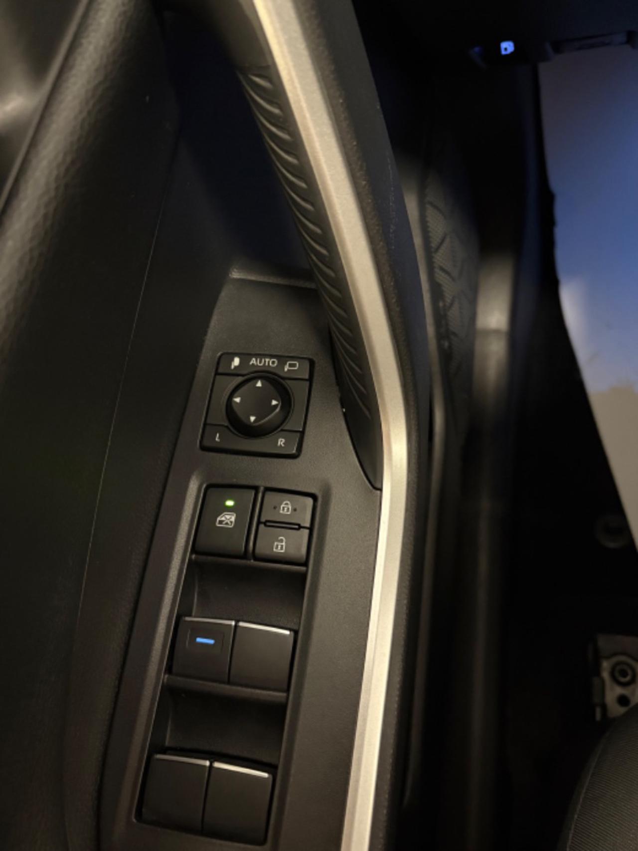 TOYOTA RAV 4 MY23 RAV4 2.5 HV (218CV) E-CVT 2WD Business - 11