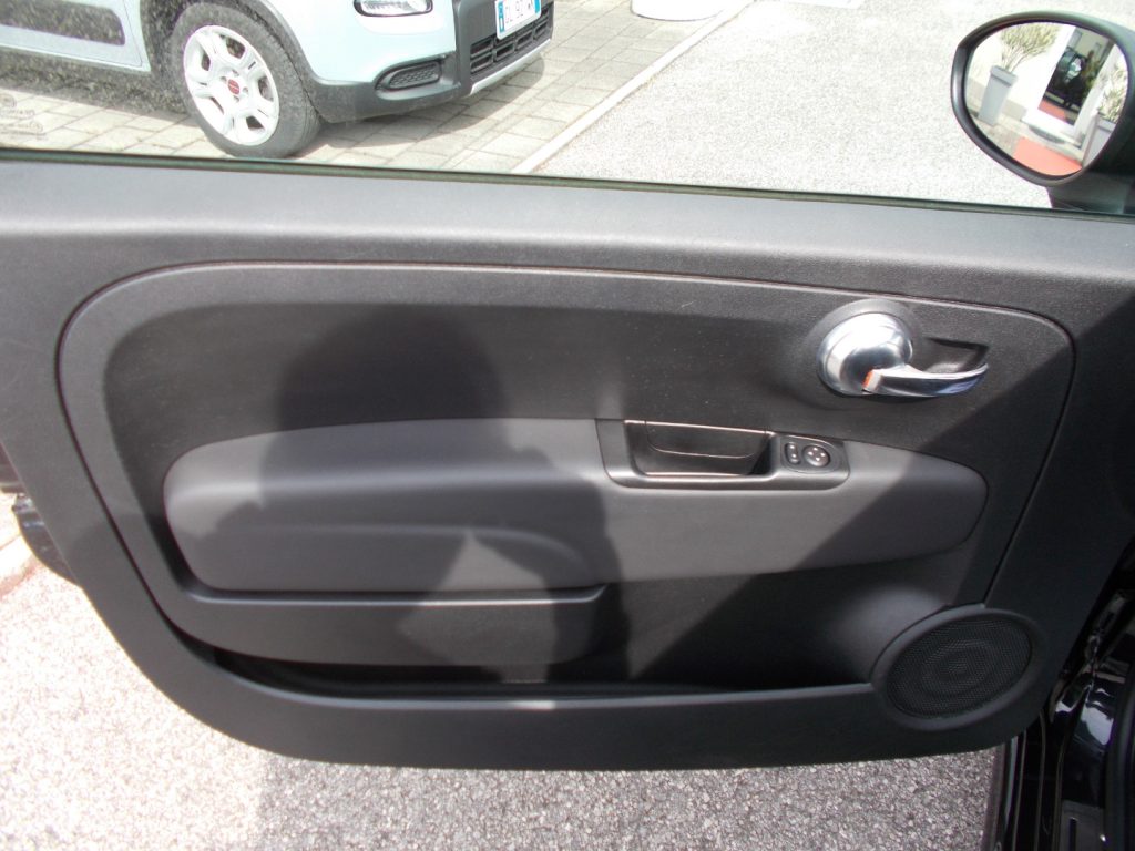 FIAT 500 1.0 Hybrid Connect - 15