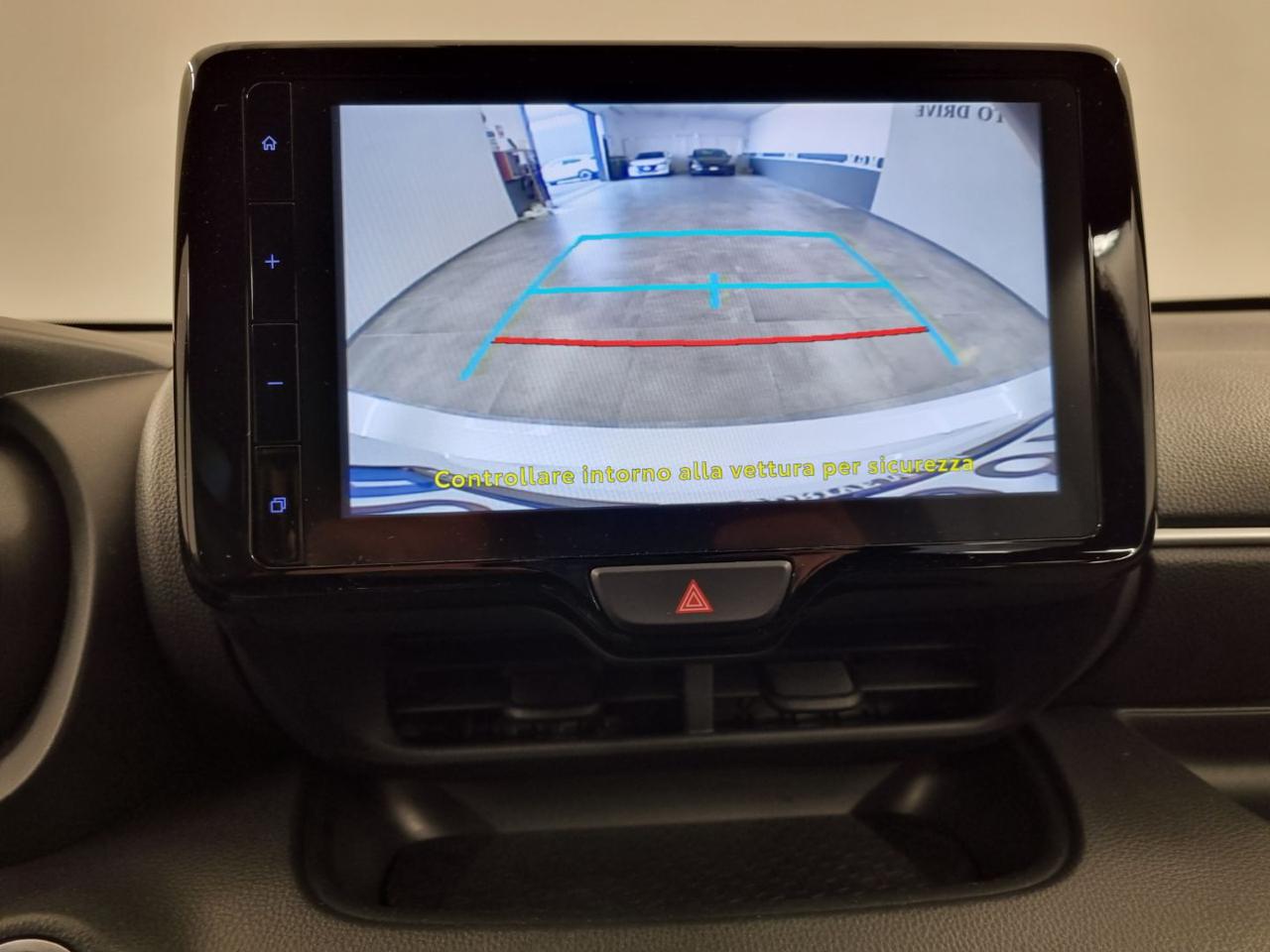 TOYOTA Yaris 1.5 Hybrid 5 porte Style - 24