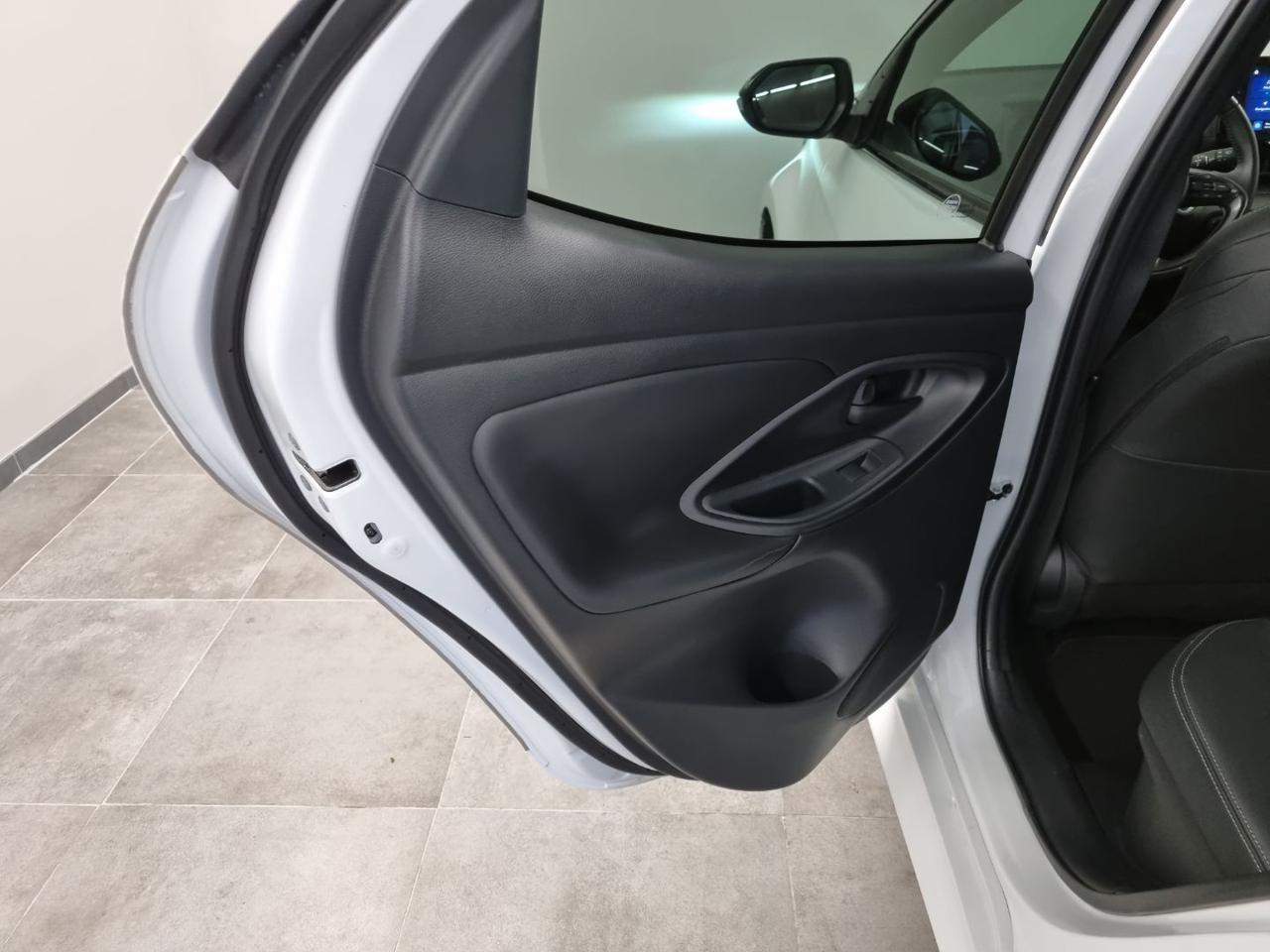 TOYOTA Yaris 1.5 Hybrid 5 porte Style - 14