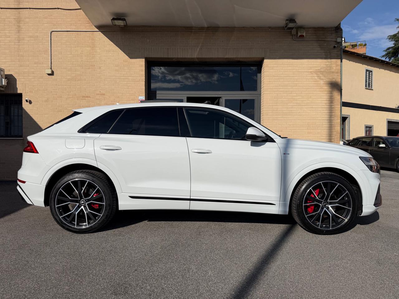 AUDI Q8 50 TDI 286 CV quattro tiptronic S-LINE - 20