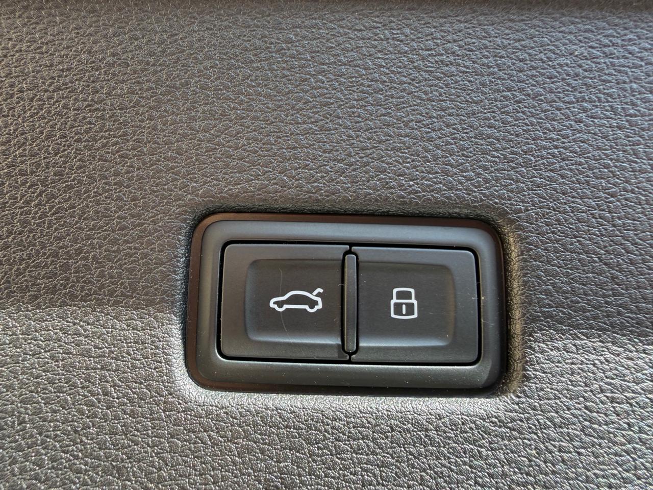 AUDI Q8 50 TDI 286 CV quattro tiptronic S-LINE - 9