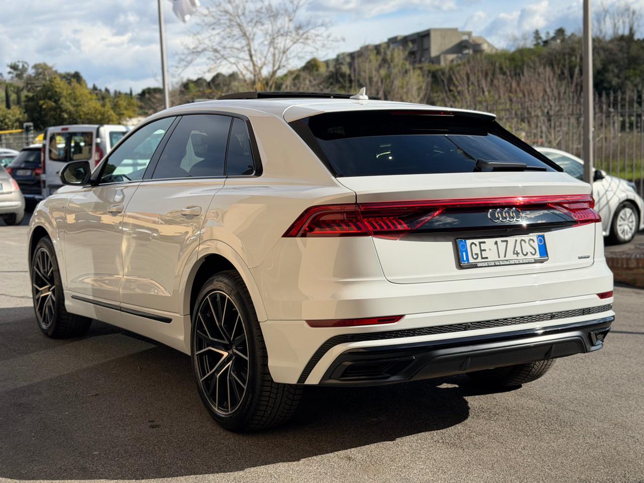 AUDI Q8 50 TDI 286 CV quattro tiptronic S-LINE - 5