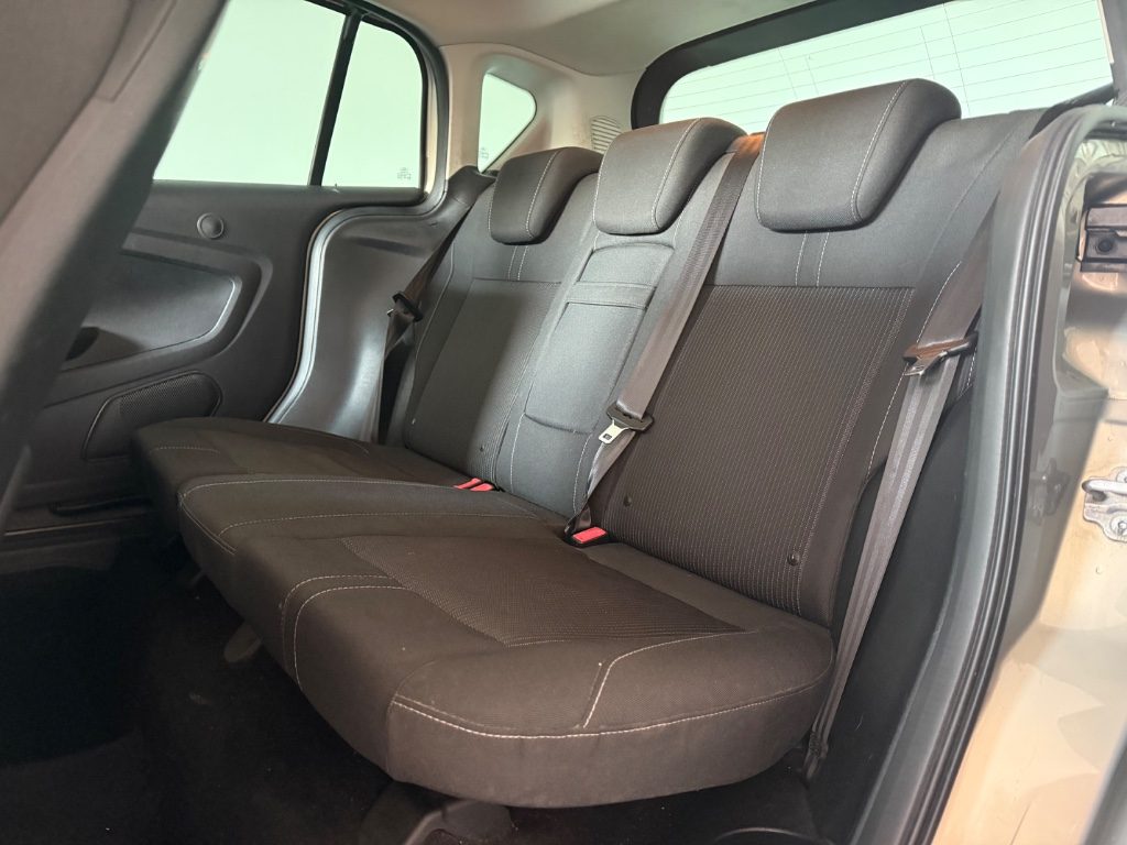 FORD B-Max 1.4 90 CV Titanium Business - 18