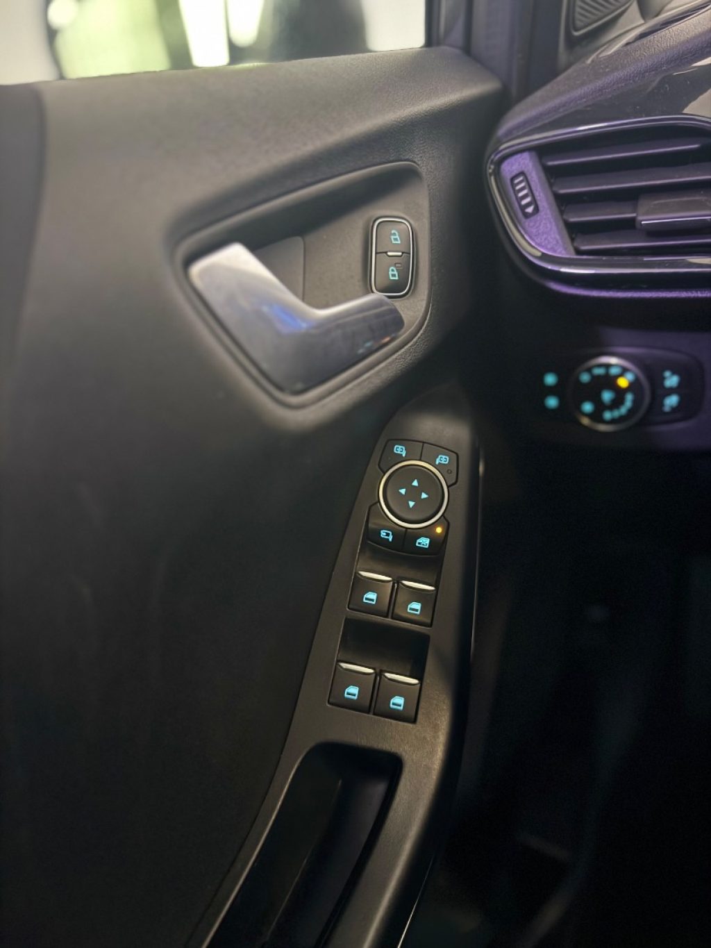 FORD Puma 1.0 Eco.Boost Hybrid 125 CV S&S ST-Line X - 4