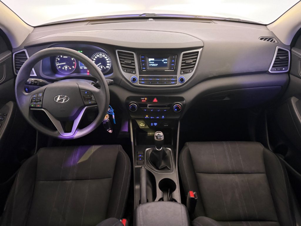 HYUNDAI Tucson 1.6 GDI Comfort - 10