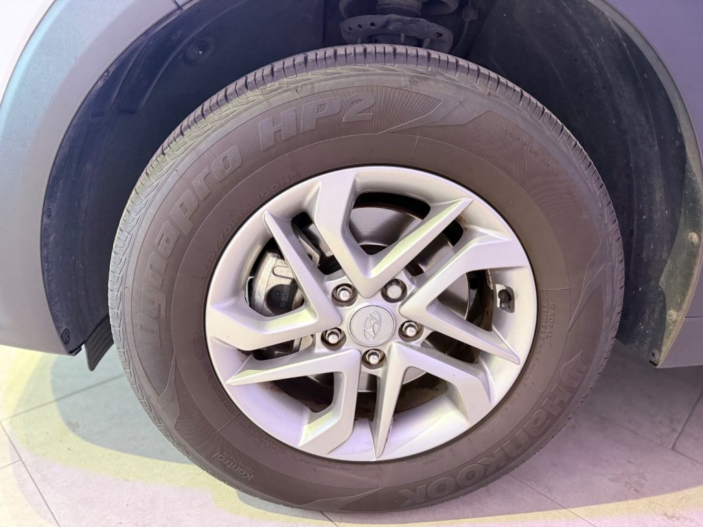 HYUNDAI Tucson 1.6 GDI Comfort - 19