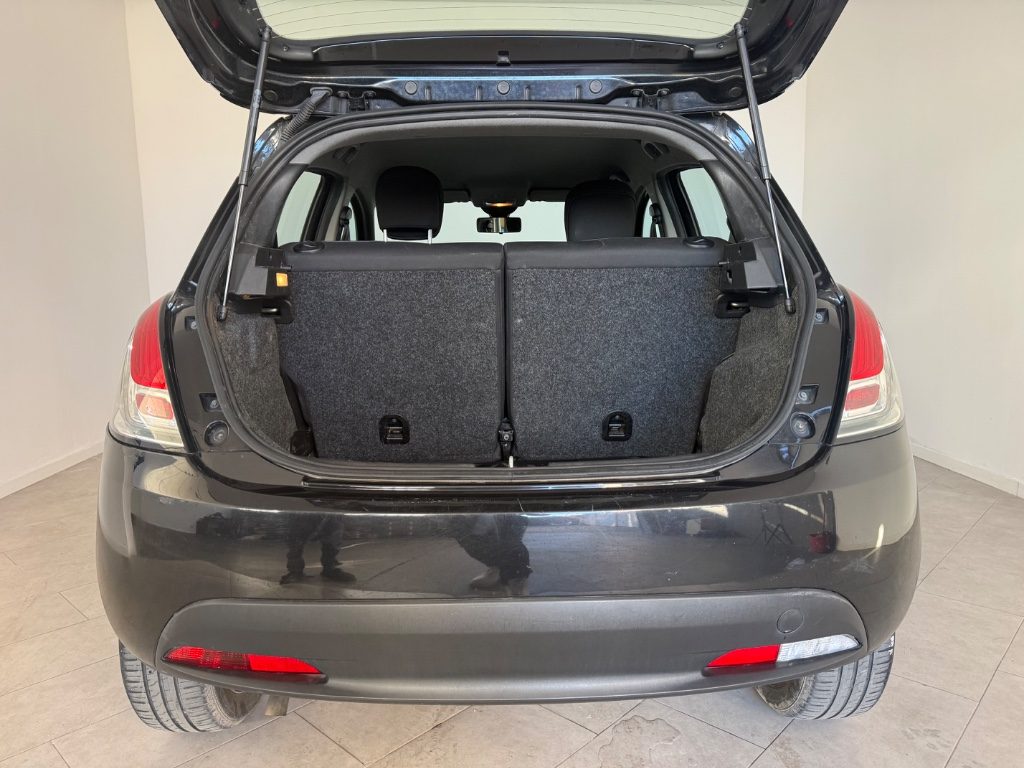 LANCIA Ypsilon 1.0 FireFly 5 porte S&S Hybrid Ecochic A. Ferretti - 12