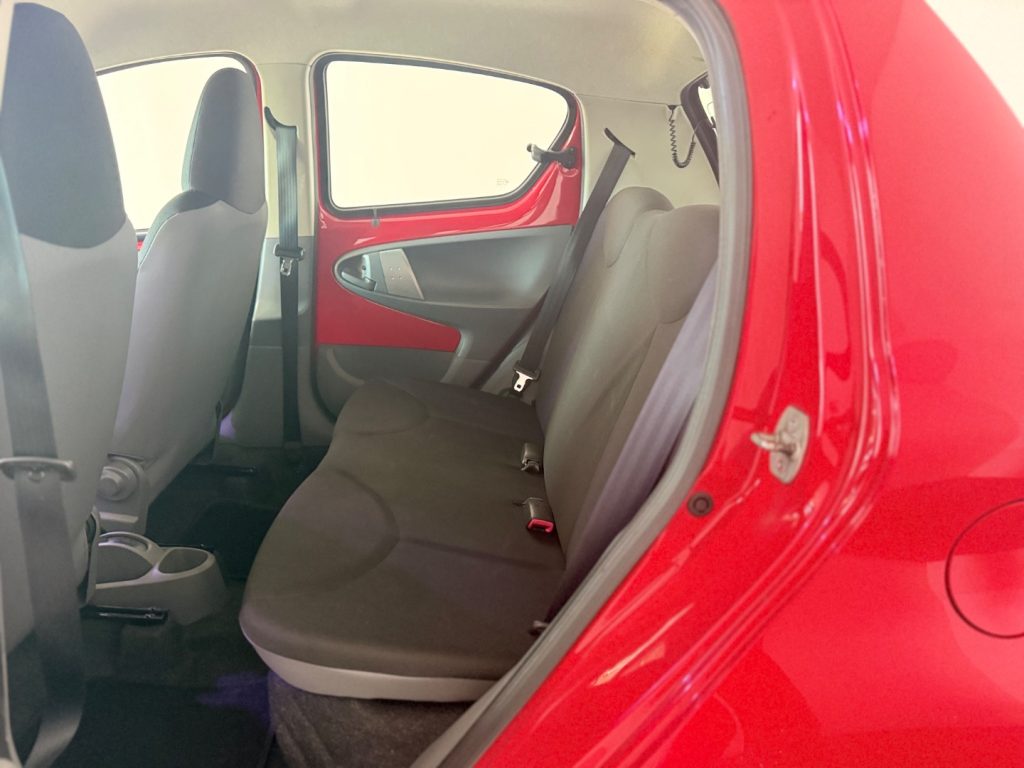 TOYOTA Aygo 1.0 12V VVT-i 5 porte Now - 14