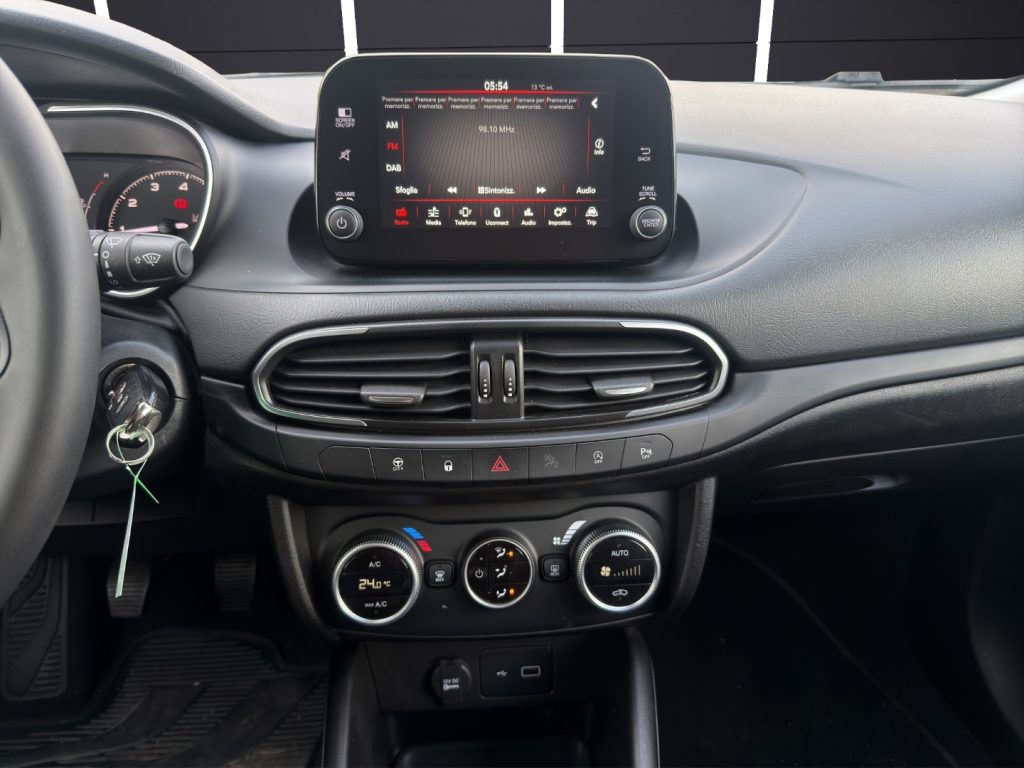 FIAT Tipo 1.6 Mjt S&S SW City Life - 15