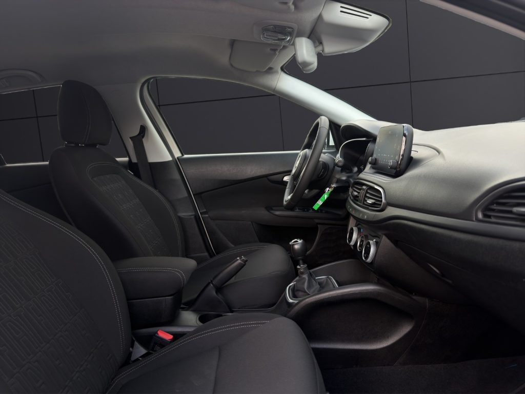 FIAT Tipo 1.6 Mjt S&S SW City Life - 17