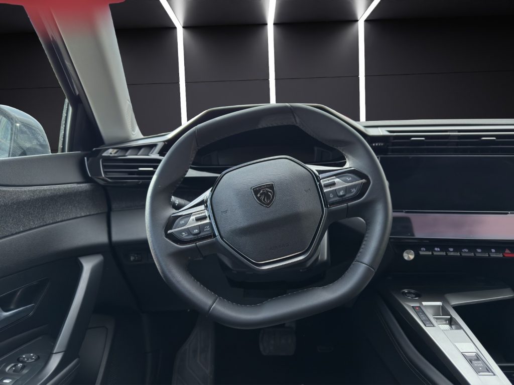 PEUGEOT 408 Hybrid 136 e-DCS6 Allure - 10