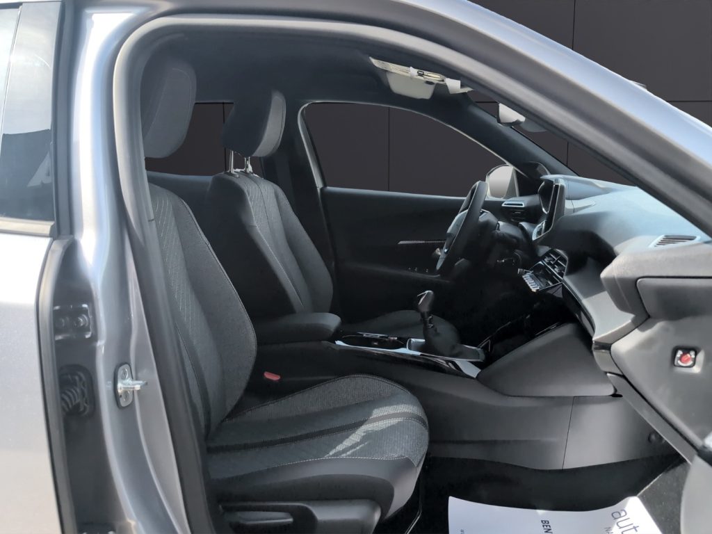 PEUGEOT 2008 PureTech 100 S&S Allure - 13