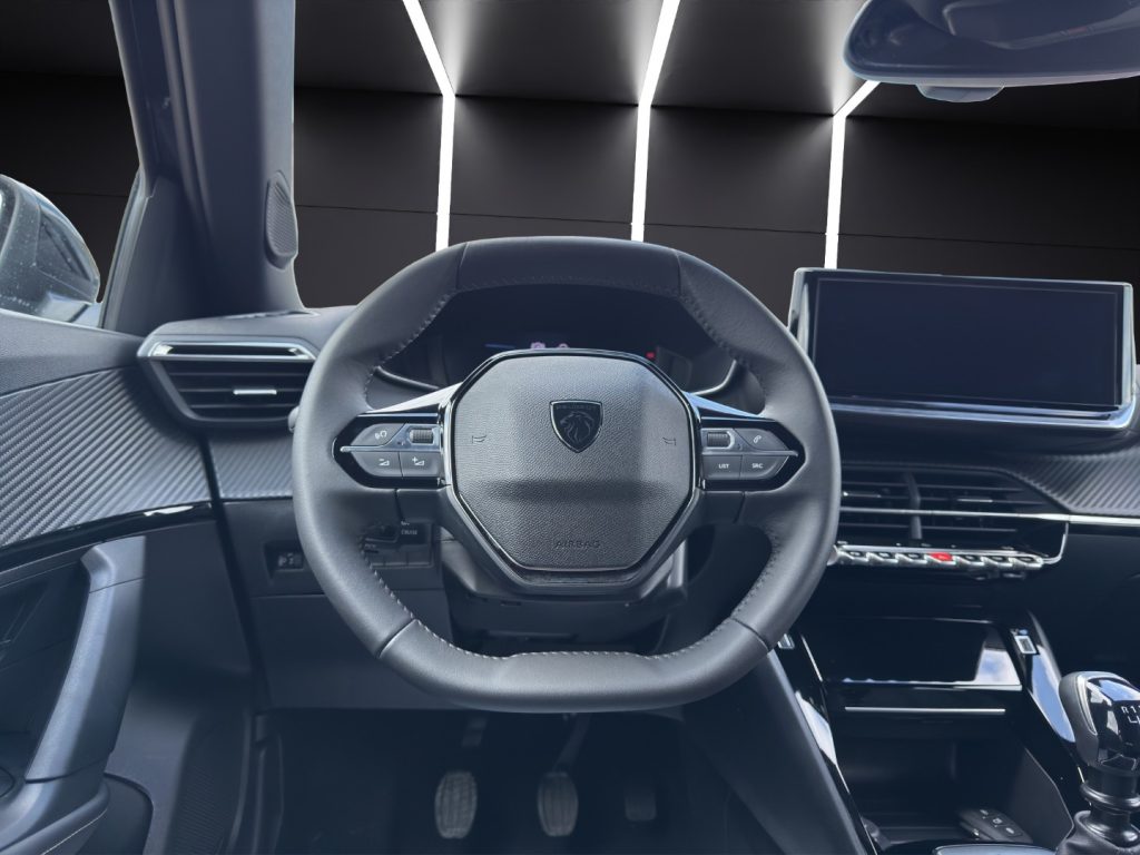 PEUGEOT 2008 PureTech 100 S&S Allure - 10
