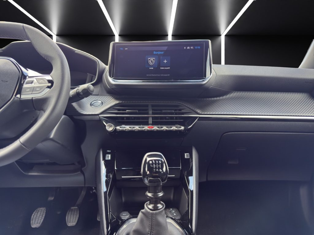 PEUGEOT 2008 PureTech 100 S&S Allure - 15