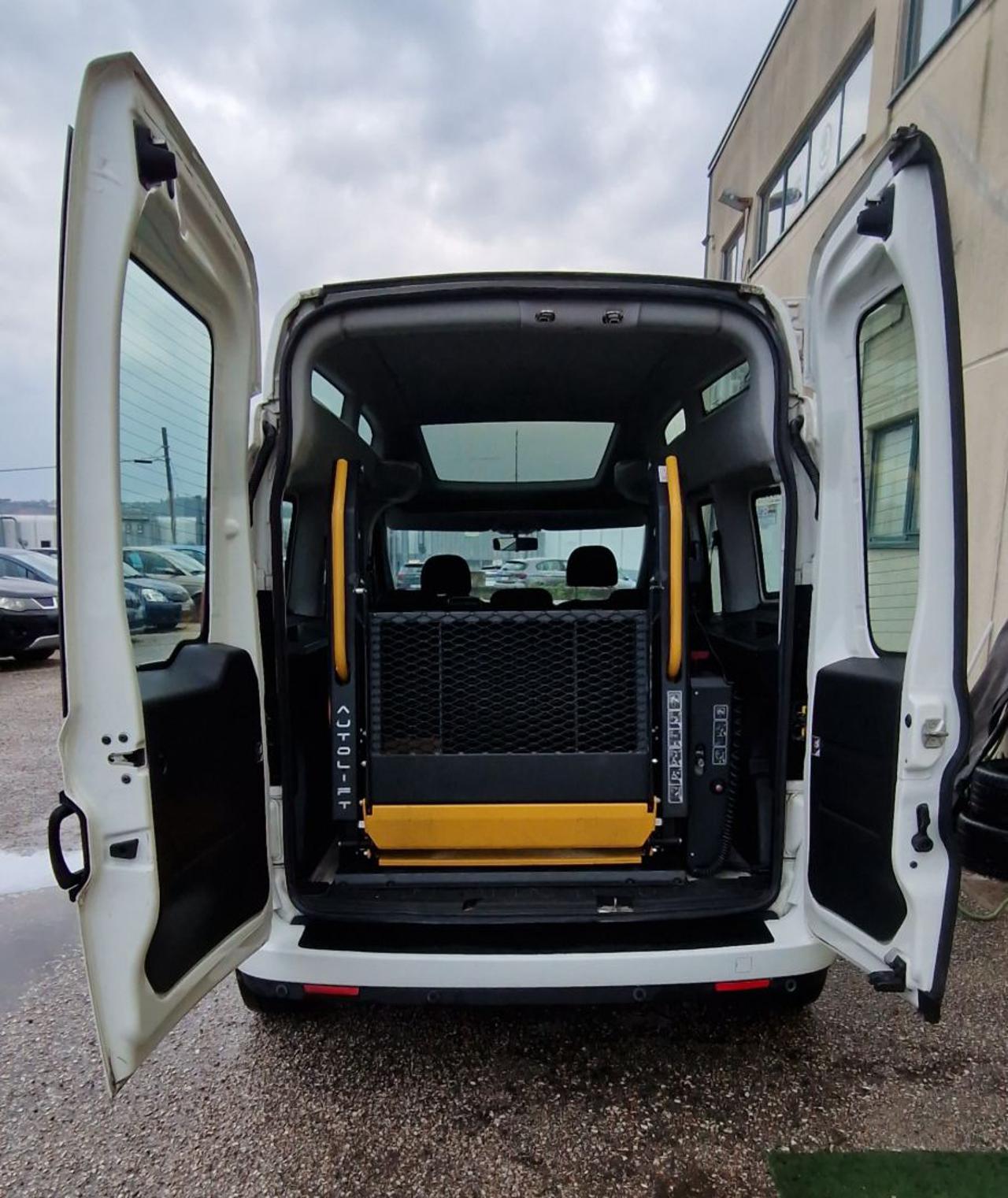 FIAT Doblo 1.6 MJT 120CV XL Maxi M1 5+1 Trasporto disabili - 5