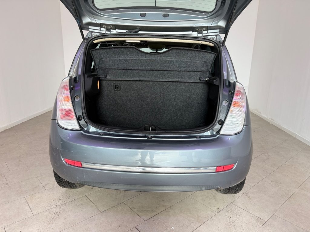 LANCIA Ypsilon 1.2 .Argento - 8