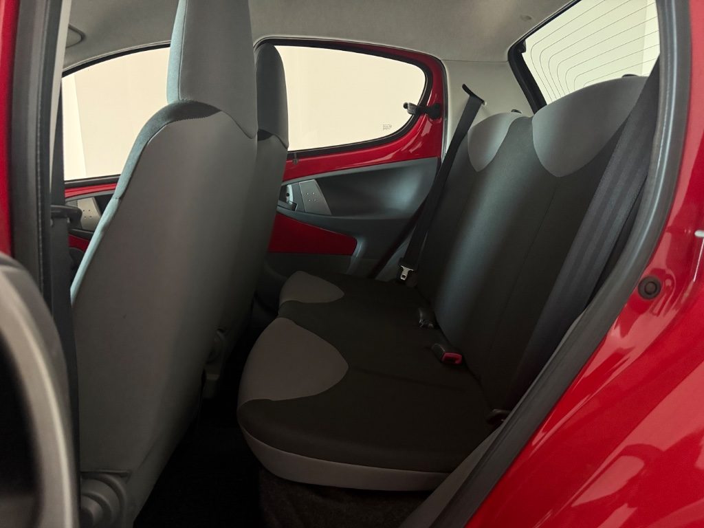 PEUGEOT 107 1.0 68CV 5p. Desir - 7