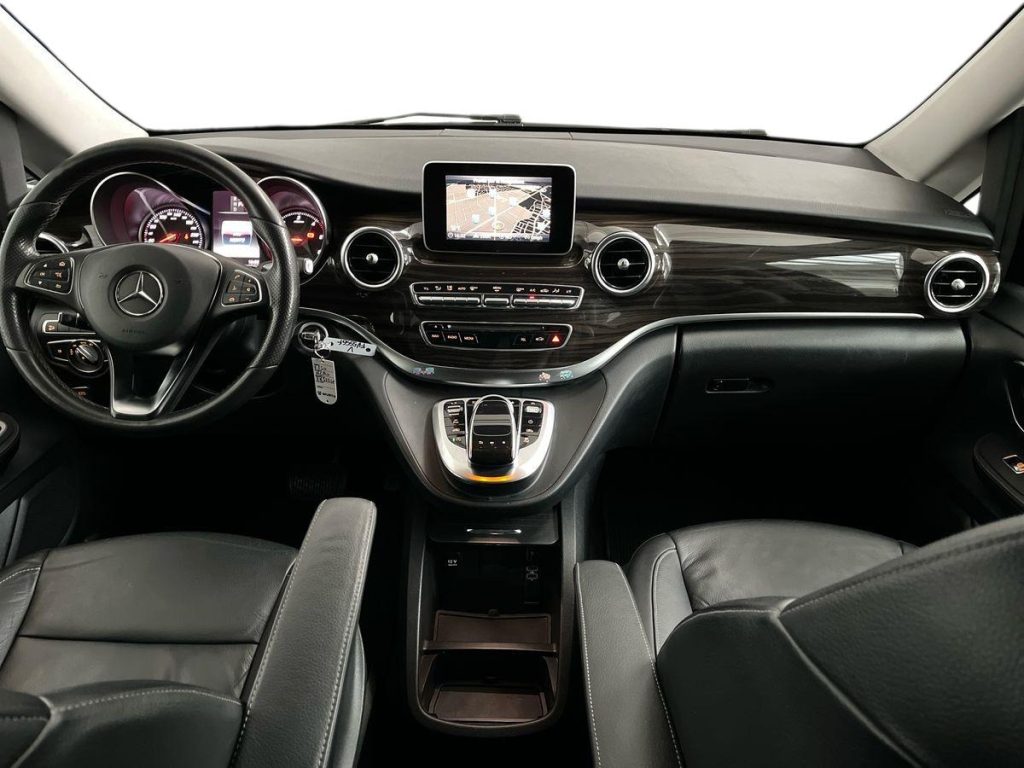 MERCEDES-BENZ V 250 d Automatic 4Matic Premium Long - 9
