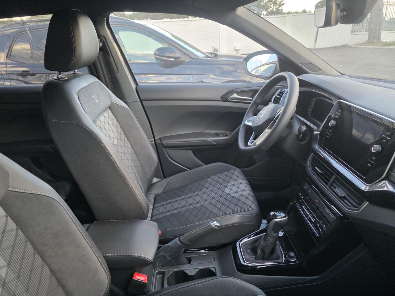 VOLKSWAGEN T-Cross 1.0 TSI 115 CV DSG R-Line - 4