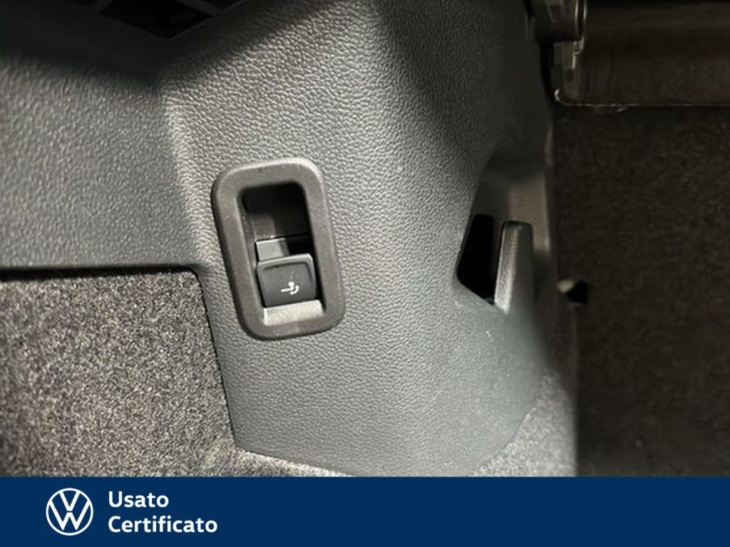 VOLKSWAGEN Golf 1.5 etsi evo r-line 150cv dsg - 23