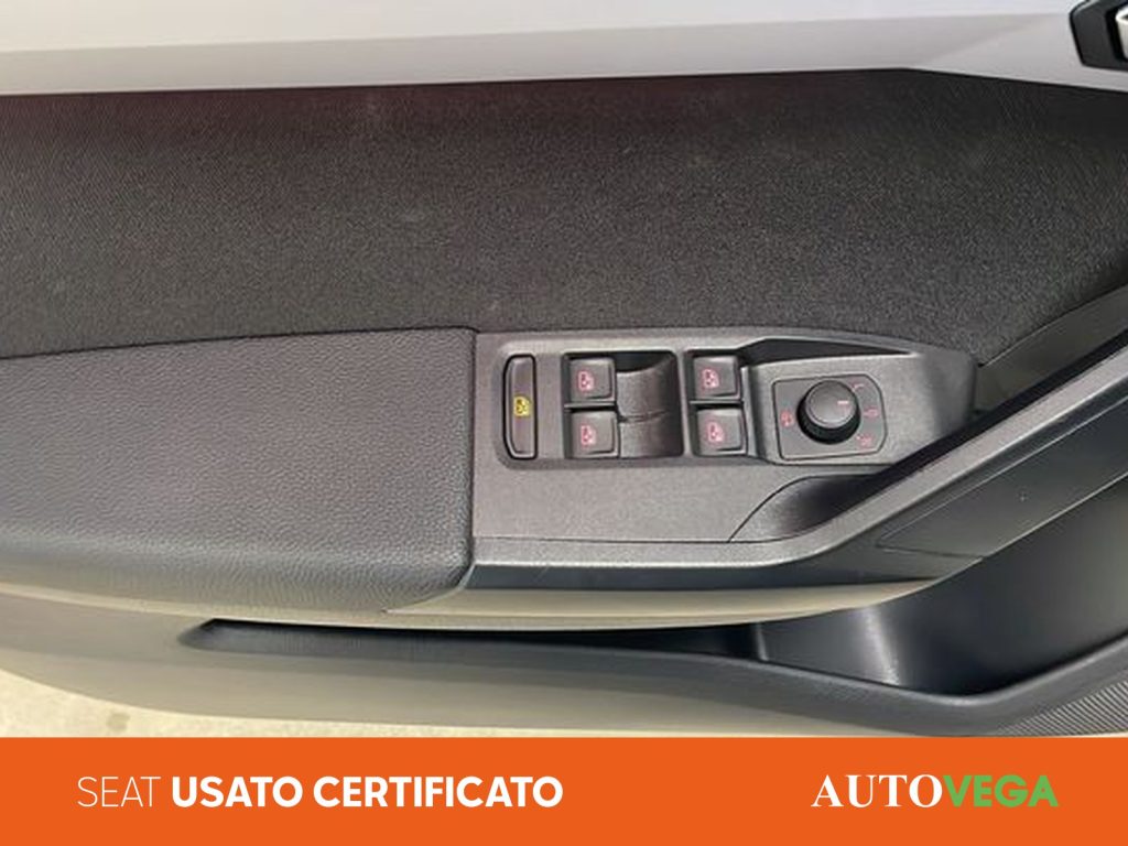 SEAT Arona 1.0 ecotsi fr 95cv - 16