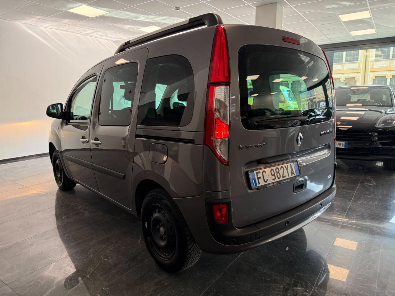 Renault Kangoo 1.5 dCi 90CV 5 porte Limited 2016 - foto 4