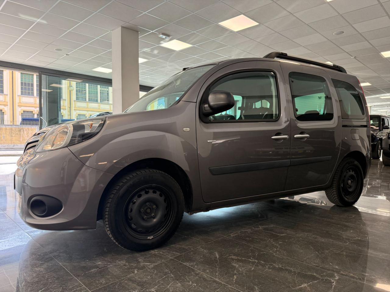 Renault Kangoo 1.5 dCi 90CV 5 porte Limited 2016 - foto 3