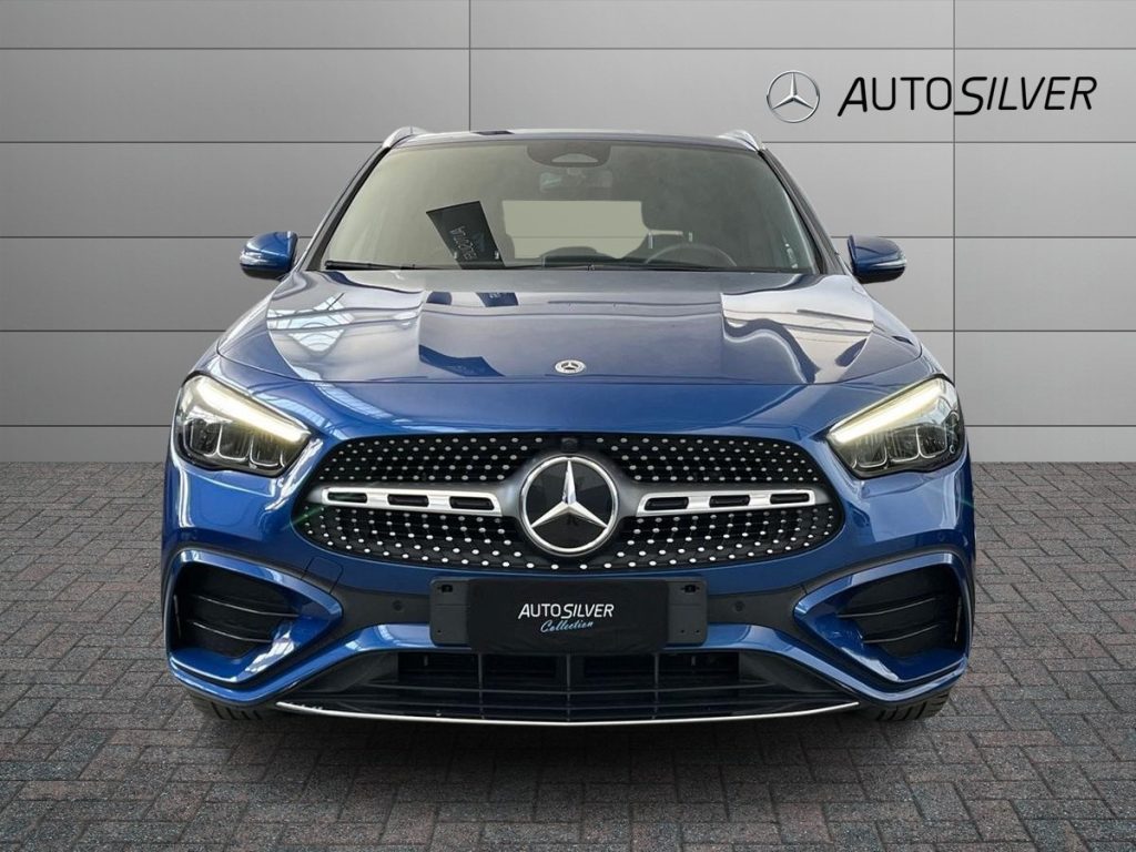 MERCEDES-BENZ GLA 250 e EQ AMG Line Premium auto - 3