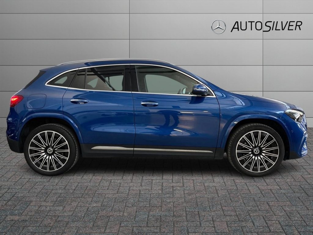 MERCEDES-BENZ GLA 250 e EQ AMG Line Premium auto - 5